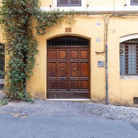 Colosseum Charming Apartment *